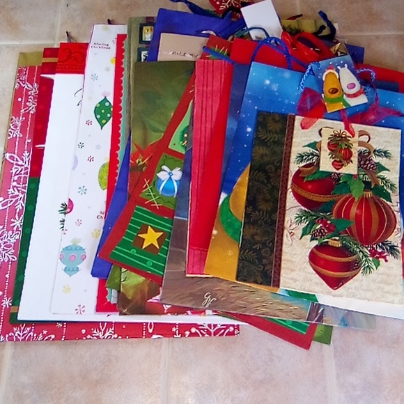 Holiday Gift Bag Mystery 5 Pound Box - Picture 2 of 4